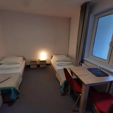 Pokoje Goscinne Holtur Podczele