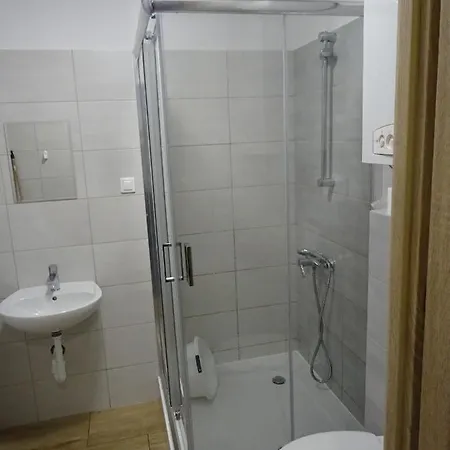 Pokoje Goscinne Holtur Podczele